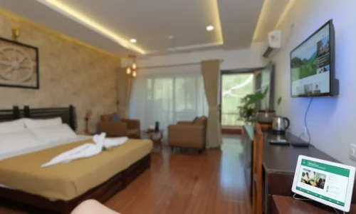 kerala-ayurveda-hospital-room-tv-wifi-facility.webp
